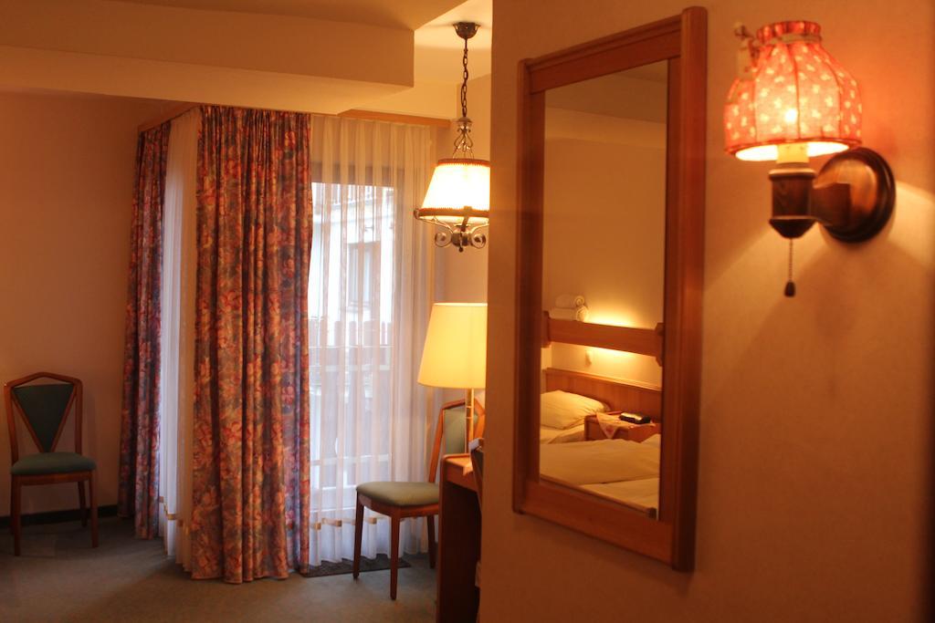 Pohl'S Rheinhotel Adler Sankt Goarshausen Eksteriør billede