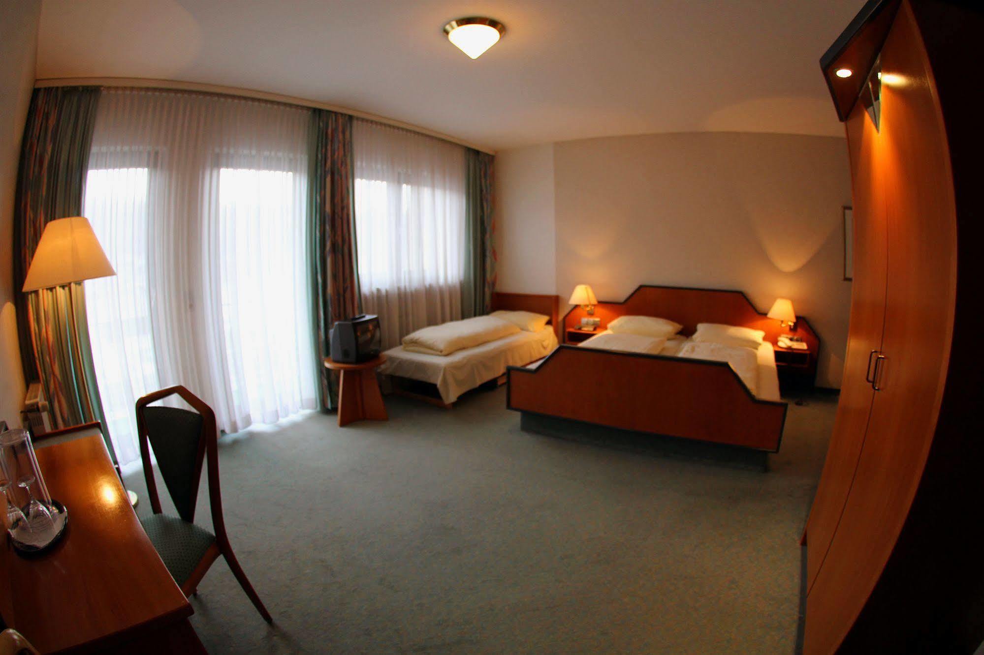 Pohl'S Rheinhotel Adler Sankt Goarshausen Eksteriør billede